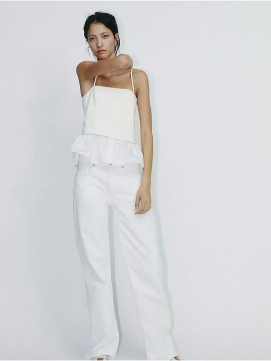 Zara Tops - Zara Mixed Poplin Top with a structured white bustier bodice spaghetti straps